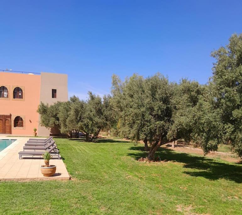 Villa Agora, Villa A La Campagne Proche Marrakech Sidi Abdallah Ghiat Exterior foto